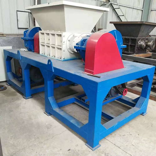 服裝撕碎機在環保產業中的應用——聯德環?？萍嫉膭撔轮? class=